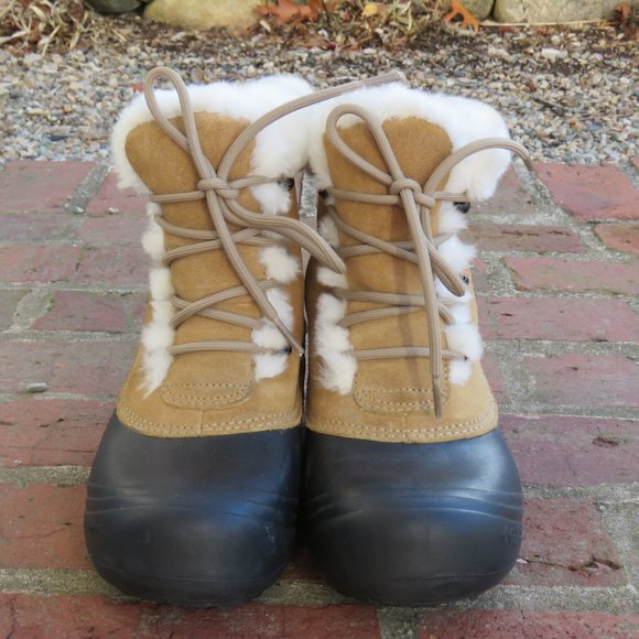 Women's Columbia waterproof winter/snow boots Sz 6 - Picture 2 of 4
